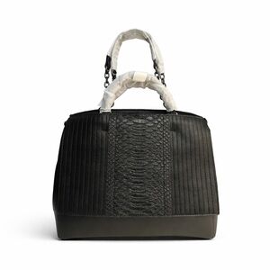 Aidrani Genuine Cow Leather Black Satchel Shoulder Bag Large Capacity Textured